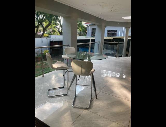 3 BEDROOM HOUSE FOR SALE IN KENSINGTON